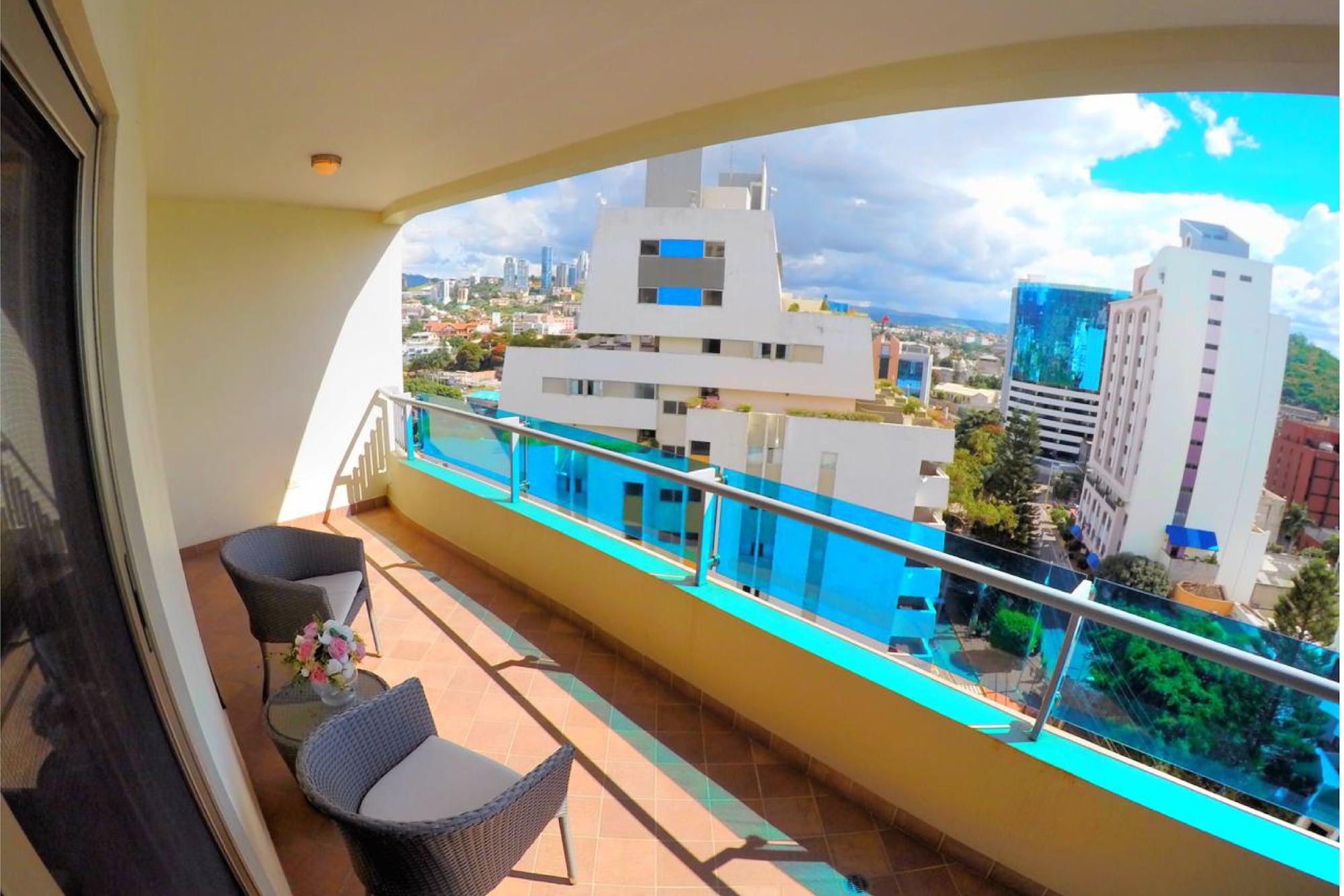 Hotel Plaza Juan Carlos Tegucigalpa Zewnętrze zdjęcie